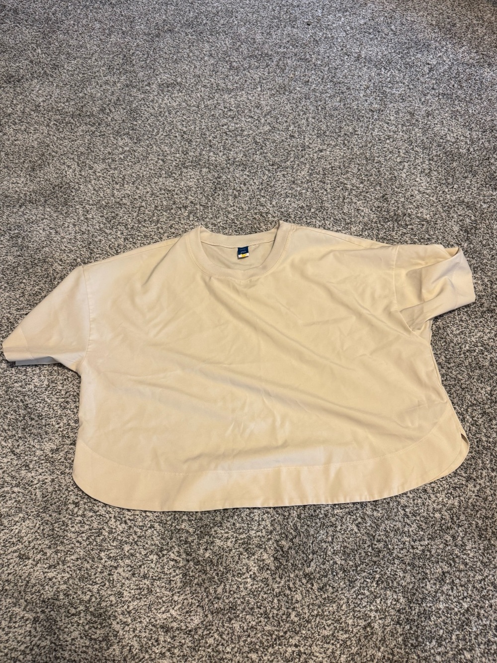 Old Navy Cream Boxy Crop Tee, NWOT, Size M